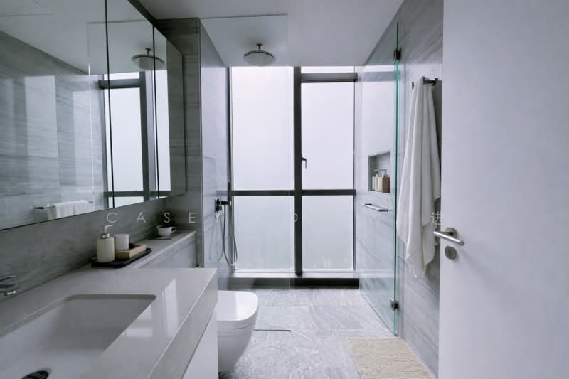 Sloane Residences, 17 Balmoral Road, 3 Bedrooms, 1,249 sqft, Condominium For Sale, by Casey Koo 古家进, 500104261 - Bathroom - PropertyGuru.com.sg