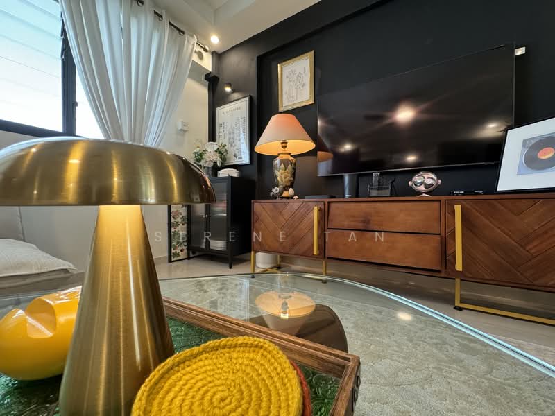 129 Simei Street 1, 129 Simei Street 1, 3 Bedrooms, 904 sqft, HDB Flat For Sale, by Serene Tan, 500104262 - Living Room - PropertyGuru.com.sg