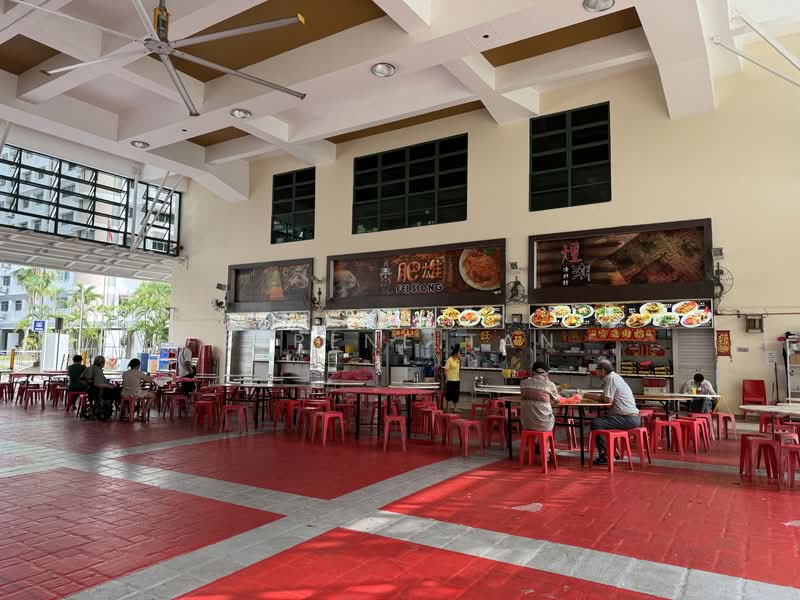 129 Simei Street 1, 129 Simei Street 1, 3 Bedrooms, 904 sqft, HDB Flat For Sale, by Serene Tan, 500104262 - Exterior - PropertyGuru.com.sg