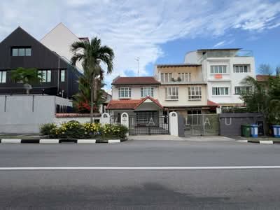 For Sale - SIGLAP - RARE CORNER TERRACE, POSSIBLE REBUILD OR A&A