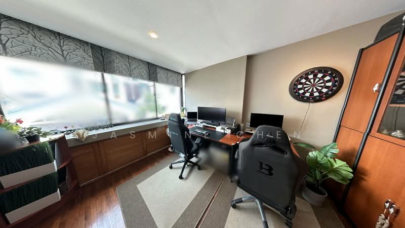 FREEHOLD SEMI-D NEAR BARTLEY AND SERANGOON, , 5 Bedrooms, 3,400 sqft, Semi-Detached House For Sale, by Jasmine Chen, 500104278 - Study - PropertyGuru.com.sg