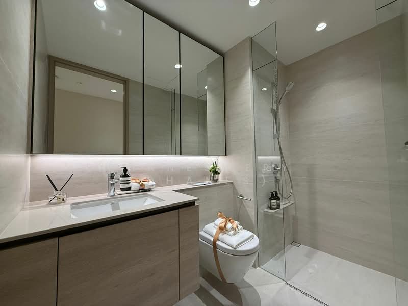 Narra Residences, 50 Dairy Farm Walk, 4 Bedrooms, 1,152 sqft, Condominium For Sale, by Dhaneswery (Dhanes), 500104285 - Bathroom - PropertyGuru.com.sg