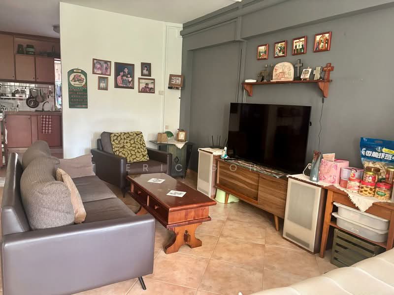 148 Pasir Ris Street 13, 148 Pasir Ris Street 13, 4 Bedrooms, 1,337 sqft, HDB Flat For Sale, by Eric Goh, 500104303 - Living Room - PropertyGuru.com.sg