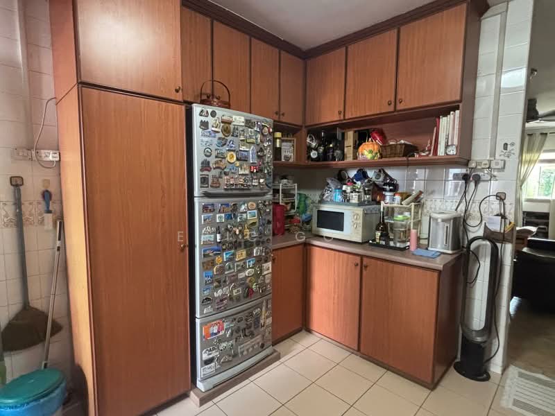 148 Pasir Ris Street 13, 148 Pasir Ris Street 13, 4 Bedrooms, 1,337 sqft, HDB Flat For Sale, by Eric Goh, 500104303 - Kitchen - PropertyGuru.com.sg