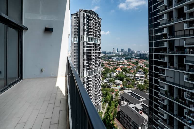 The Trilinq, 28 Jalan Lempeng, 3 Bedrooms, 1,346 sqft, Condominium For Rent, by Desmond Ng, 500104326 - Balcony - PropertyGuru.com.sg