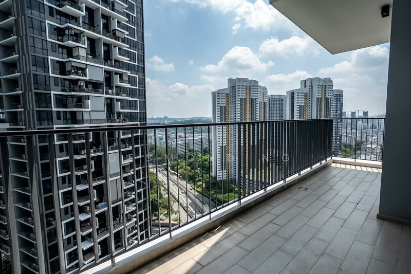 The Trilinq, 28 Jalan Lempeng, 3 Bedrooms, 1,346 sqft, Condominium For Rent, by Desmond Ng, 500104326 - Balcony - PropertyGuru.com.sg