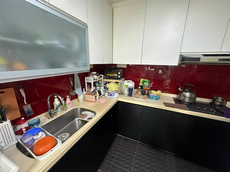 705 Hougang Avenue 2, 705 Hougang Avenue 2, 4 Bedrooms, 1,593 sqft, HDB Flat For Sale, by James Yeo, 500104331 - Kitchen - PropertyGuru.com.sg