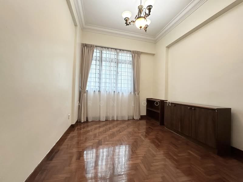 Hume Park I, 3 Hume Avenue, 3 Bedrooms, 1,345 sqft, Condominium For Sale, by Aaron Loon, 500104340 - Living Room - PropertyGuru.com.sg