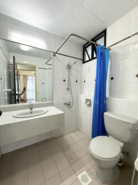 Hume Park I, 3 Hume Avenue, 3 Bedrooms, 1,345 sqft, Condominium For Sale, by Aaron Loon, 500104340 - Bathroom - PropertyGuru.com.sg