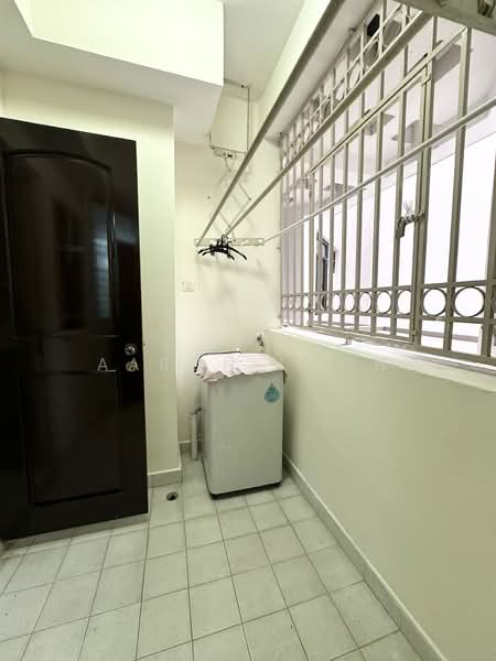 Hume Park I, 3 Hume Avenue, 3 Bedrooms, 1,345 sqft, Condominium For Sale, by Aaron Loon, 500104340 - Balcony - PropertyGuru.com.sg