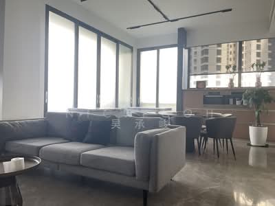 For Rent - Nouvel 18