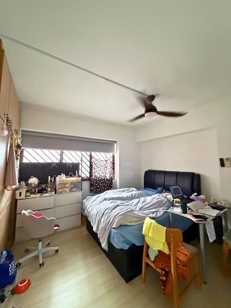 442 Sin Ming Avenue, 442 Sin Ming Avenue, 3 Bedrooms, 1,323 sqft, HDB Flat For Sale, by Andrew Ho 何伟恒, 500104348 - Bedroom - PropertyGuru.com.sg