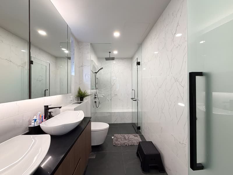 D19, Fully Renovated Corner Terrace, Serangoon Gardens / Parry View / Parry Terrace / Parry Walk / Poh Huat Rd, 5 Bedrooms, 2,538 sqft, Corner Terrace For Sale, by Elonn Seah, 500104371 - Bathroom - PropertyGuru.com.sg