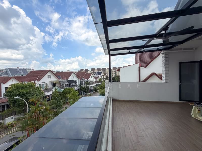 D19, Fully Renovated Corner Terrace, Serangoon Gardens / Parry View / Parry Terrace / Parry Walk / Poh Huat Rd, 5 Bedrooms, 2,538 sqft, Corner Terrace For Sale, by Elonn Seah, 500104371 - Balcony - PropertyGuru.com.sg