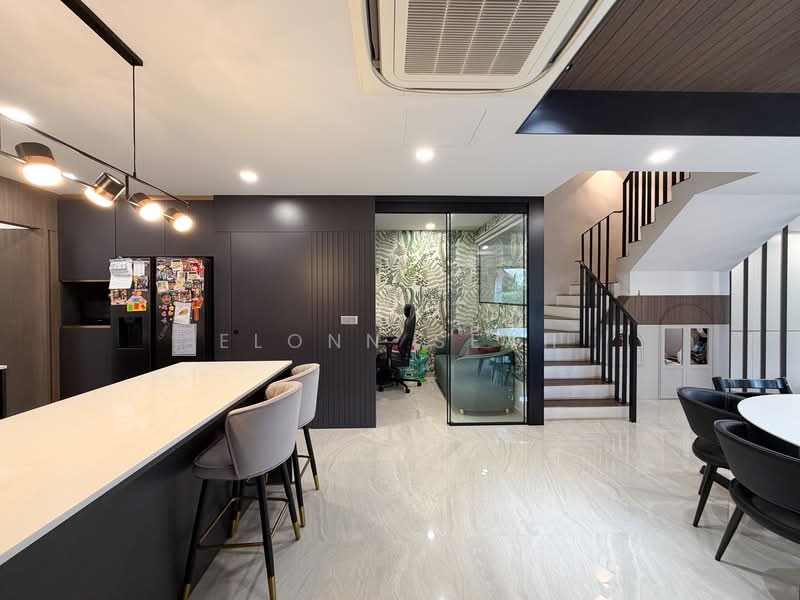 D19, Fully Renovated Corner Terrace, Serangoon Gardens / Parry View / Parry Terrace / Parry Walk / Poh Huat Rd, 5 Bedrooms, 2,538 sqft, Corner Terrace For Sale, by Elonn Seah, 500104371 - Dining Area - PropertyGuru.com.sg