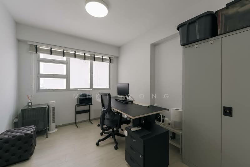 445A Bukit Batok West Avenue 8, 445A Bukit Batok West Avenue 8, 3 Bedrooms, 990 sqft, HDB Flat For Sale, by Miki Wong, 500104372 - Study - PropertyGuru.com.sg