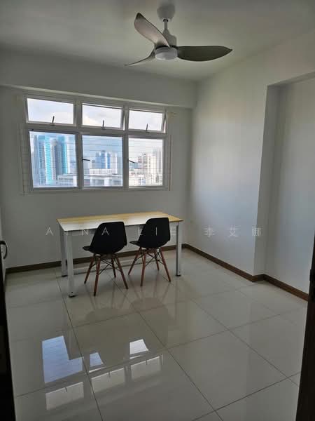 453B Bukit Batok West Avenue 6, 453B Bukit Batok West Avenue 6, 3 Bedrooms, 990 sqft, HDB Flat For Rent, by Aina Lie 李艾娜, 500104376 - Study - PropertyGuru.com.sg