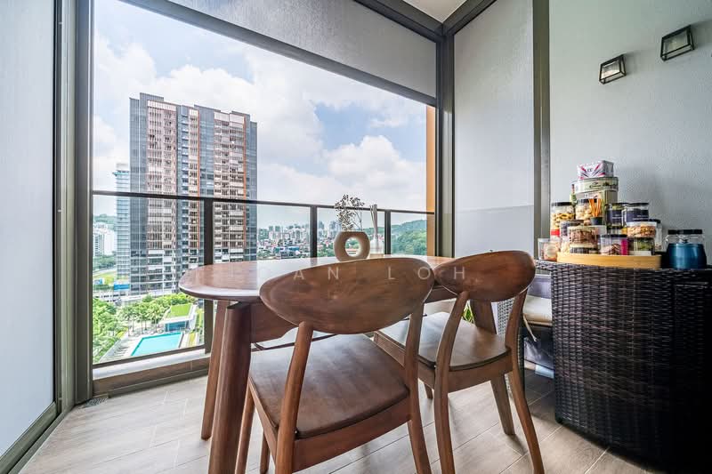 Midwood, 10 Hillview Rise, 2 Bedrooms, 689 sqft, Condominium For Sale, by Joan Loh, 500104382 - Balcony - PropertyGuru.com.sg