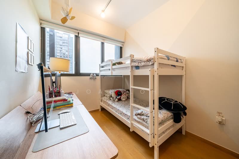 Midwood, 10 Hillview Rise, 2 Bedrooms, 689 sqft, Condominium For Sale, by Joan Loh, 500104382 - Bedroom - PropertyGuru.com.sg