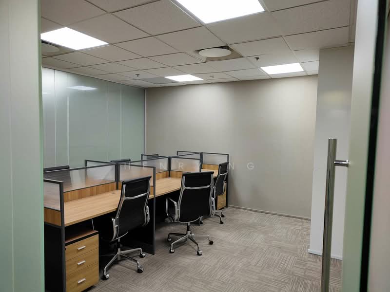 Raffles City Tower, 250 North Bridge Road, 1,000 sqft, Office For Rent, by Henry Ng, 500104405 - Interior - CommercialGuru.com.sg