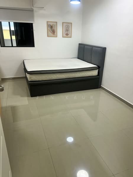 11 Pine Close, 11 Pine Close, 3 Bedrooms, 1,216 sqft, HDB Flat For Sale, by Jin Kaur, 500104408 - Bedroom - PropertyGuru.com.sg