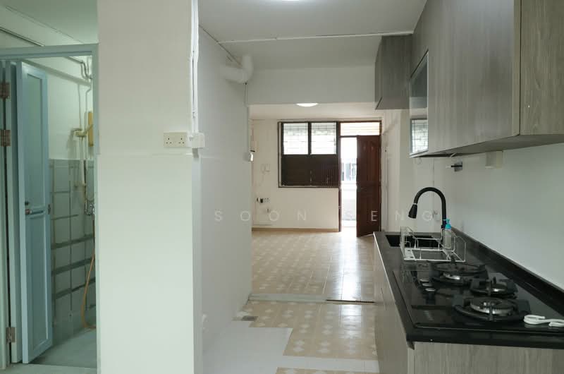 61 Circuit Road, 61 Circuit Road, 2 Bedrooms, 667 sqft, HDB Flat For Sale, by Neo Soon Seng, 500104431 - Kitchen - PropertyGuru.com.sg