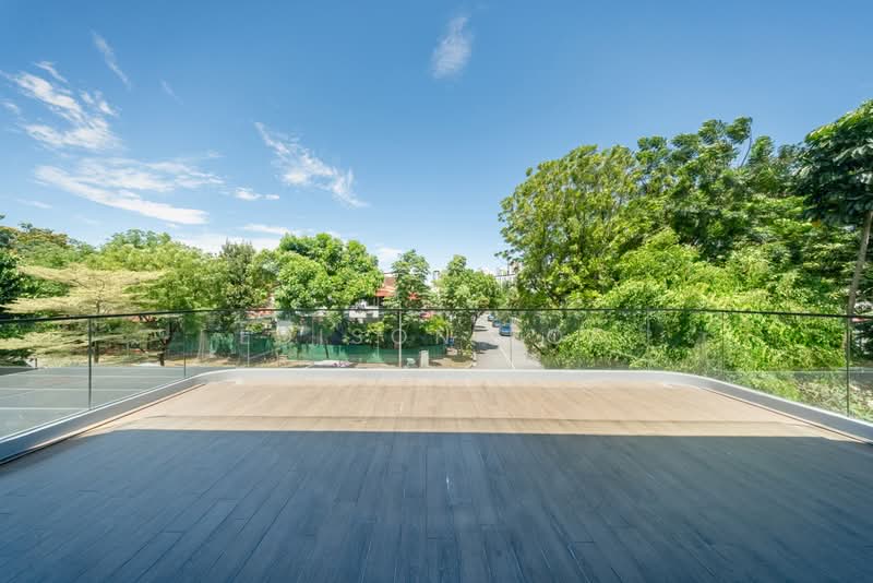 Prestigious Detached Home Near Henry Park Primary, Grove Drive, 5 Bedrooms, 12,110 sqft, Detached House For Sale, by Edison Foo, 500104445 - Balcony - PropertyGuru.com.sg