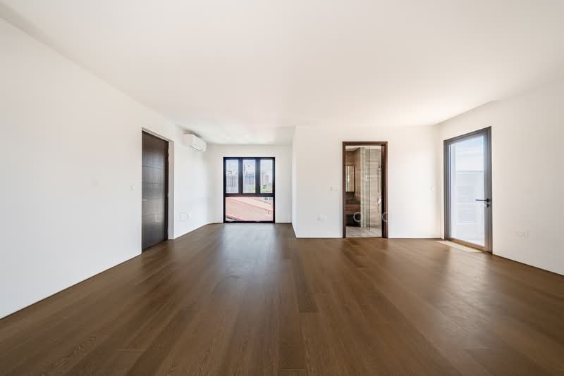 Prestigious Detached Home Near Henry Park Primary, Grove Drive, 5 Bedrooms, 12,110 sqft, Detached House For Sale, by Edison Foo, 500104445 - Interior - PropertyGuru.com.sg