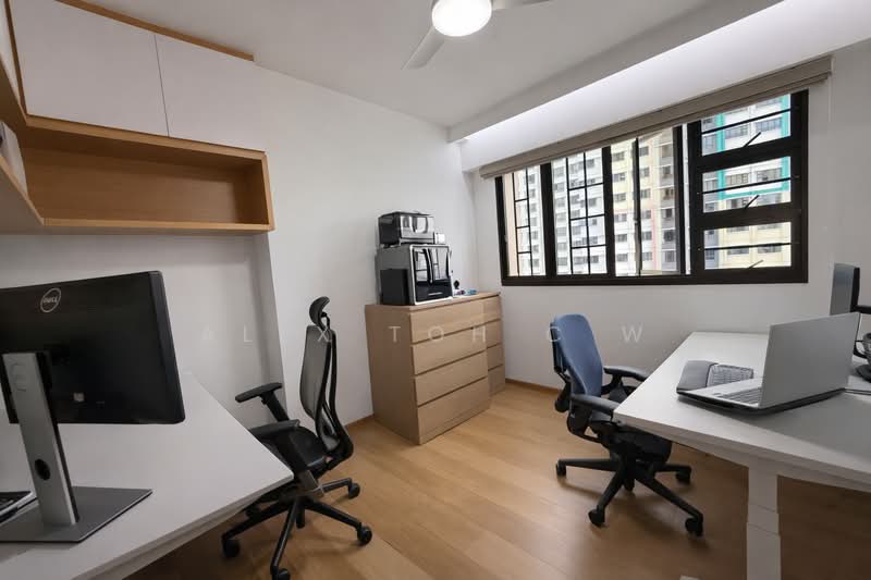 31 Ghim Moh Link, 31 Ghim Moh Link, 3 Bedrooms, 1,001 sqft, HDB Flat For Sale, by Alex Toh C W, 500104451 - Study - PropertyGuru.com.sg