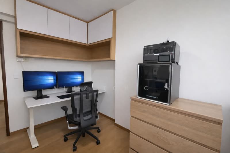 31 Ghim Moh Link, 31 Ghim Moh Link, 3 Bedrooms, 1,001 sqft, HDB Flat For Sale, by Alex Toh C W, 500104451 - Study - PropertyGuru.com.sg