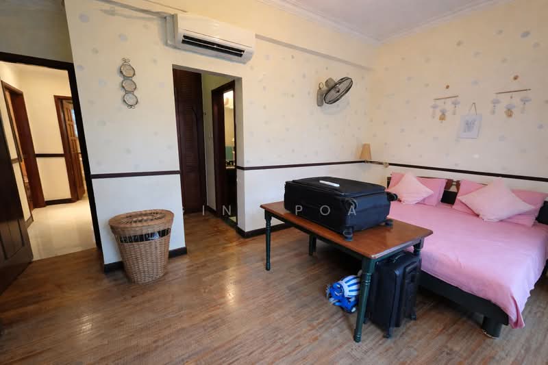 Merawoods, , 3 Bedrooms, 1,420 sqft, Condominium For Sale, by Gina Poa, 500104453 - Bedroom - PropertyGuru.com.sg