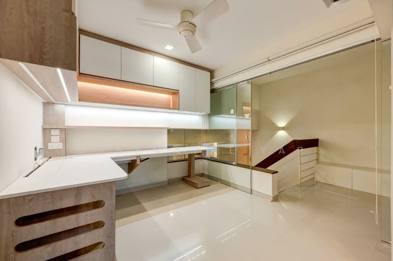 Pine Grove, 1P Pine Grove, 3 Bedrooms, 1,668 sqft, Condominium For Sale, by Charmayne Yap, 500104458 - Interior - PropertyGuru.com.sg