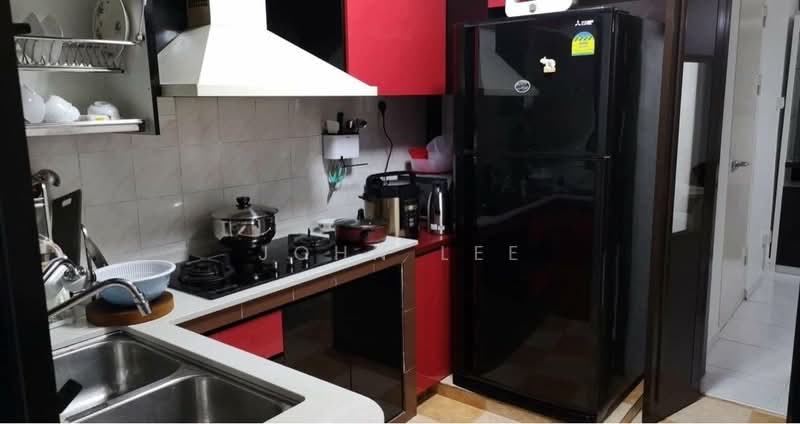 322 Sembawang Close, 322 Sembawang Close, 3 Bedrooms, 1,087 sqft, HDB Flat For Sale, by John Lee, 500104461 - Kitchen - PropertyGuru.com.sg
