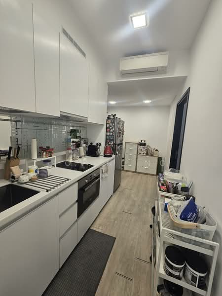 The Orient, 251 Pasir Panjang Road, 2 Bedrooms, 624 sqft, Condominium For Rent, by Novene Ng, 500104463 - Kitchen - PropertyGuru.com.sg