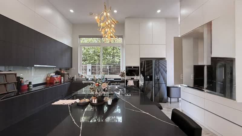 Jalan Buloh Perindu, , 6 Bedrooms, 5,500 sqft, Semi-Detached House For Sale, by Wong Boon Hwee Randy, 500104472 - Kitchen - PropertyGuru.com.sg