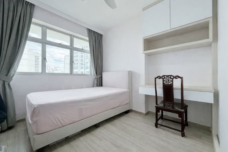 422A Northshore Drive, 422A Northshore Drive, 3 Bedrooms, 1,216 sqft, HDB Flat For Sale, by Sharon Tan, 500104475 - Bedroom - PropertyGuru.com.sg