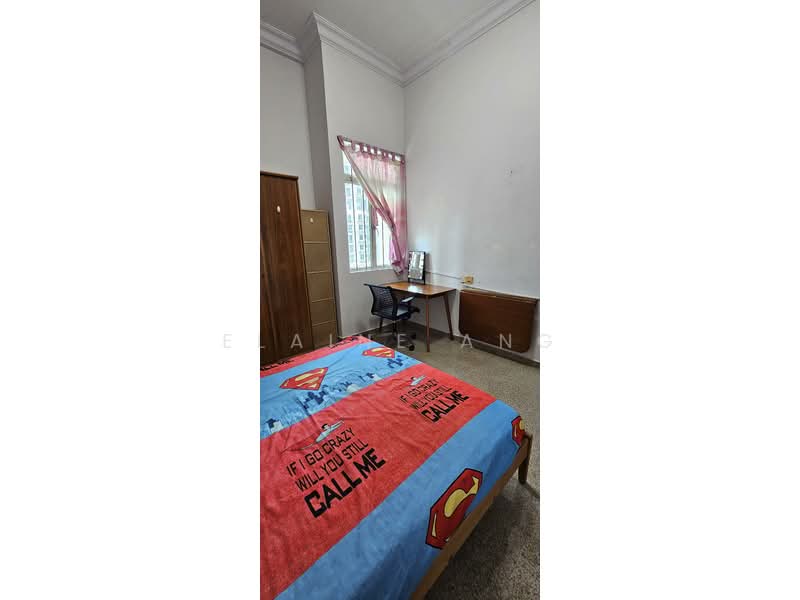 New Court, 35 Jalan Dusun, Room Rental, 120 sqft, Apartment For Rent, by Elaine Ang, 500104479 - Bedroom - PropertyGuru.com.sg