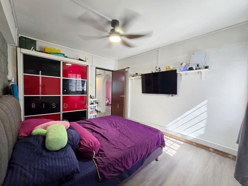 292 Tampines Street 22, 292 Tampines Street 22, 3 Bedrooms, 979 sqft, HDB Flat For Sale, by Risdian Isbintara, 500104483 - Bedroom - PropertyGuru.com.sg