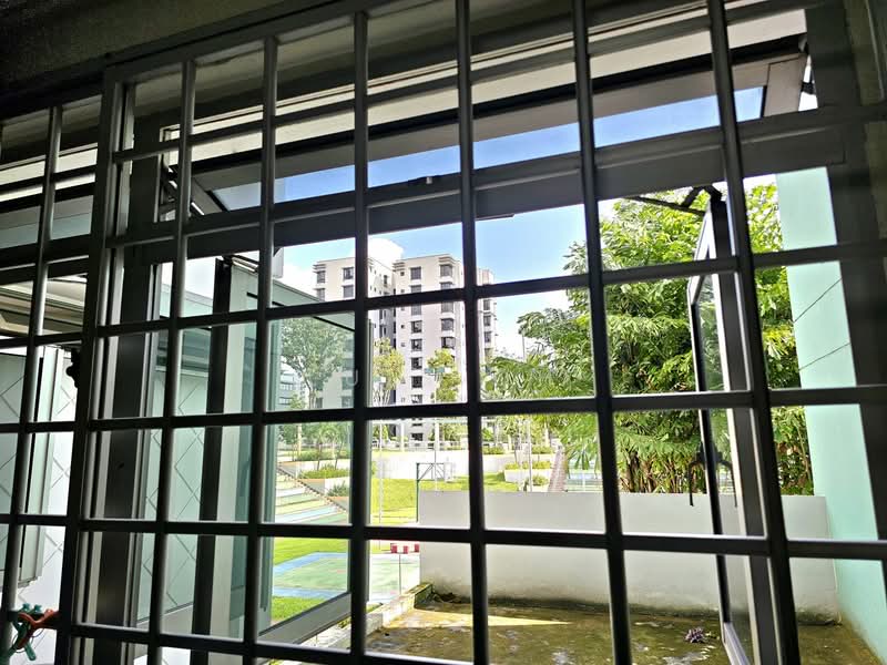 6 Lorong Lew Lian, 6 Lorong Lew Lian, 3 Bedrooms, 1,054 sqft, HDB Flat For Sale, by Luis Oh, 500104484 - Exterior - PropertyGuru.com.sg