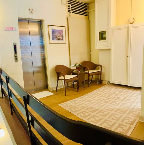 Balmoral Point, 23 Balmoral Road, 3 Bedrooms, 2,530 sqft, Apartment For Sale, by Fulvia Yew, 500104487 - Lift - PropertyGuru.com.sg