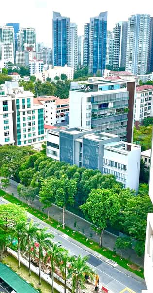 Balmoral Point, 23 Balmoral Road, 3 Bedrooms, 2,530 sqft, Apartment For Sale, by Fulvia Yew, 500104487 - Exterior - PropertyGuru.com.sg