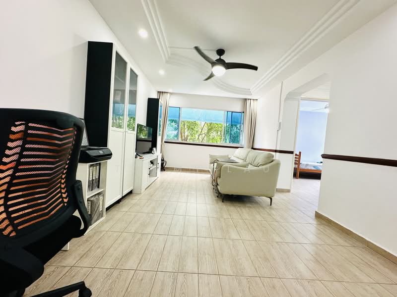 964 Hougang Avenue 9, 964 Hougang Avenue 9, 3 Bedrooms, 1,087 sqft, HDB Flat For Sale, by Tommy Lau, 500104493 - Living Room - PropertyGuru.com.sg