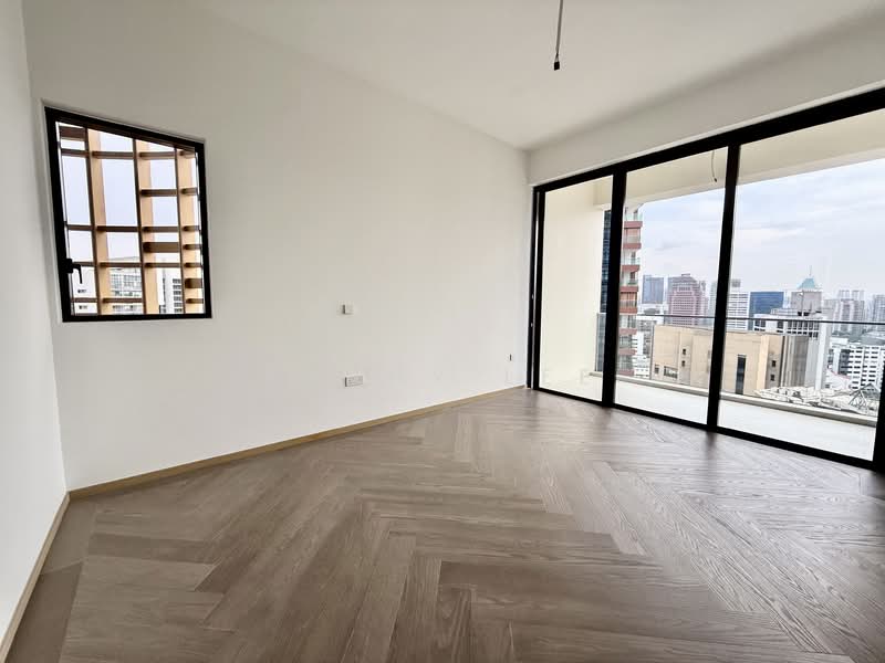 Klimt Cairnhill, 71 Cairnhill Road, 4 Bedrooms, 2,056 sqft, Condominium For Sale, by Kathy Lee, 500104496 - Balcony - PropertyGuru.com.sg