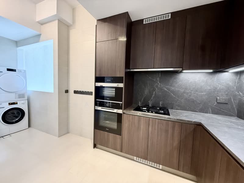 Klimt Cairnhill, 71 Cairnhill Road, 4 Bedrooms, 2,056 sqft, Condominium For Sale, by Kathy Lee, 500104496 - Kitchen - PropertyGuru.com.sg