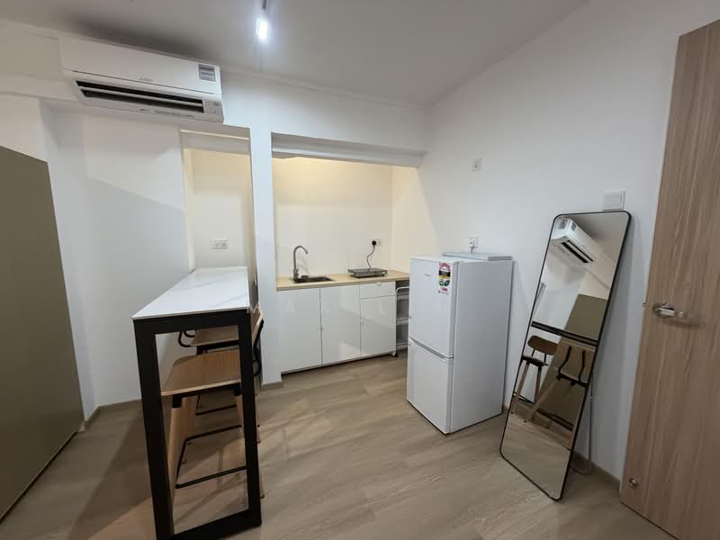 443 Ang Mo Kio Avenue 10, 443 Ang Mo Kio Avenue 10, Room Rental, 252 sqft, HDB Flat For Rent, by Max Lim, 500104501 - Kitchen - PropertyGuru.com.sg
