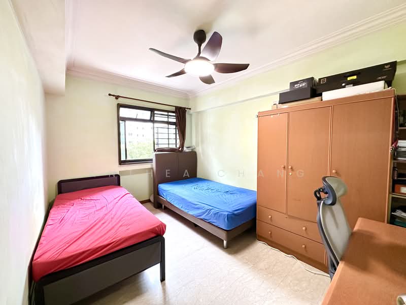 685B Choa Chu Kang Crescent, 685B Choa Chu Kang Crescent, 3 Bedrooms, 969 sqft, HDB Flat For Sale, by Anthea Chang, 500104509 - Bedroom - PropertyGuru.com.sg