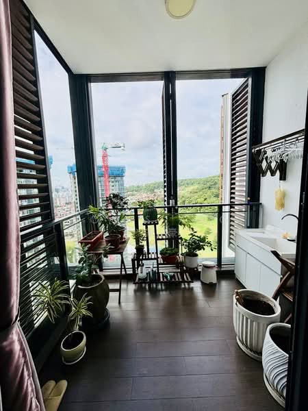 The Hillier, 6 Hillview Rise, 1 Bedroom, 624 sqft, Condominium For Rent, by Louis Ang 洪家豪, 500104510 - Balcony - PropertyGuru.com.sg