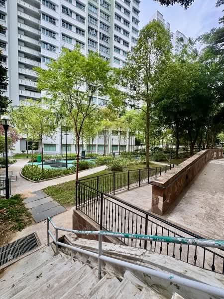 585 Ang Mo Kio Avenue 3, 585 Ang Mo Kio Avenue 3, 2 Bedrooms, 721 sqft, HDB Flat For Rent, by Jackie Tan 陳筱薇, 500104520 - Exterior - PropertyGuru.com.sg