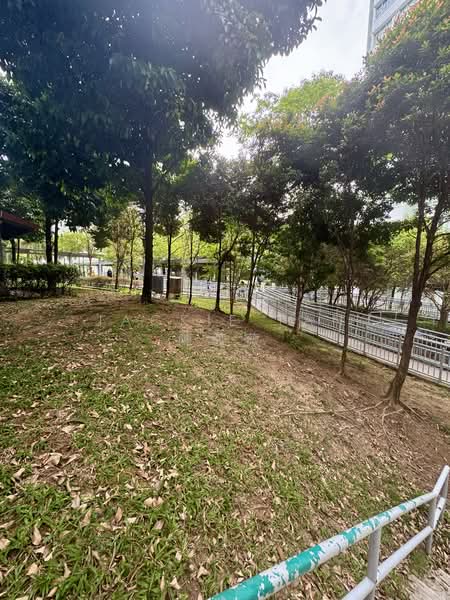 585 Ang Mo Kio Avenue 3, 585 Ang Mo Kio Avenue 3, 2 Bedrooms, 721 sqft, HDB Flat For Rent, by Jackie Tan 陳筱薇, 500104520 - Exterior - PropertyGuru.com.sg