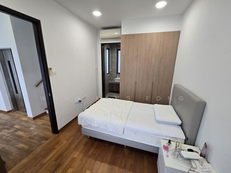 Springleaf Garden, Springleaf Road, 6 Bedrooms, 2,157 sqft, Semi-Detached House For Rent, by Wong King Fong, 500104524 - Bedroom - PropertyGuru.com.sg